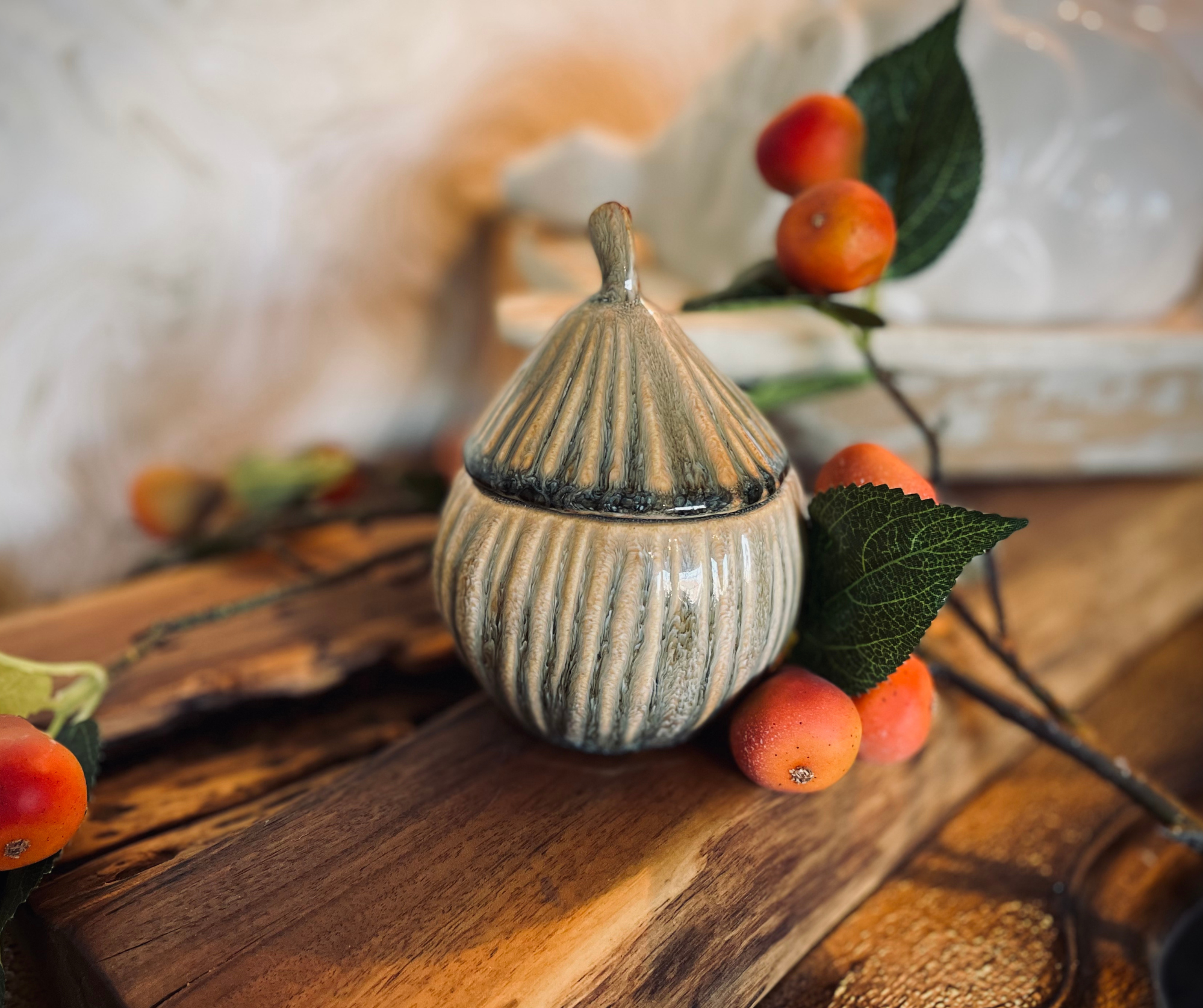 Autumn Acorn Candle